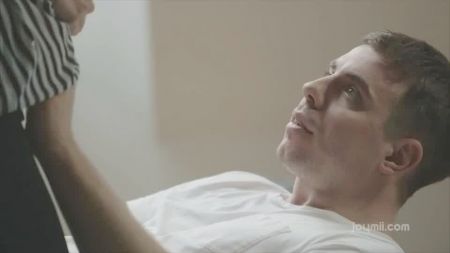 Показывать Белые Трусики На Огороде