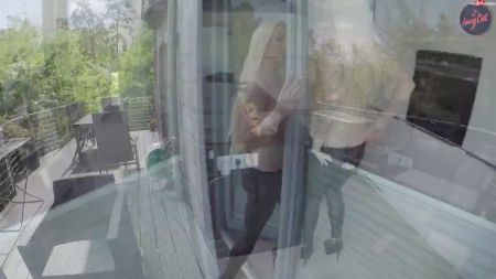 Молодой Парень Ебет Шлюху