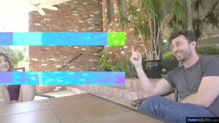 Ебет В Глотку До Тошноты