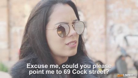 В Чулках Но Без Трусов