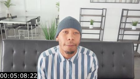 Толстушка Мастурбирует До Оргазма Смотреть