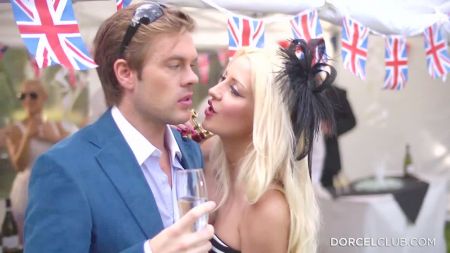 Большие Дырки Маленьких Трансов