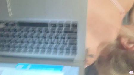 С 2 Голі Девушки Из Аниме Дрочат