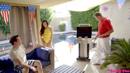 Видео Слайд Шоу Лесби Анал Крупным Планом