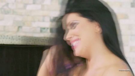 Баба Подсмотрела Через Дырку Туалета Как Мужик Дрочил