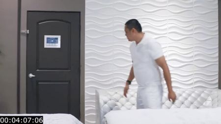 Бабушка Трахает Своего Мужа Задницу Страпоном