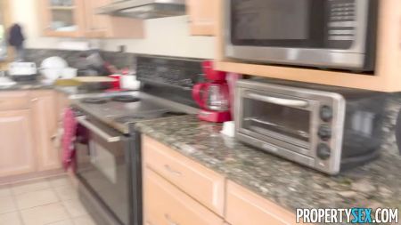 Как Сами Собой Лесбиянки Т******** Покажите Видео Пожалуйста