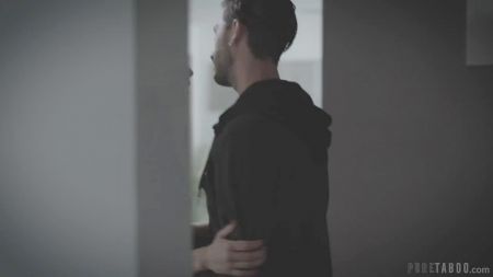 Мама Сосёт Сыну Видео