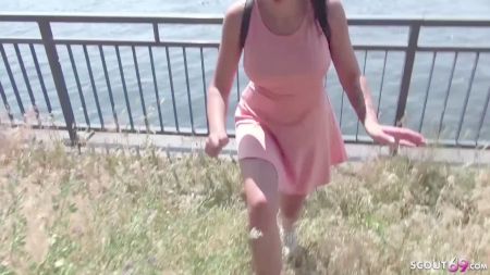 Голые Русские Женщины На Пляже Видео