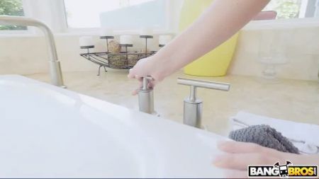 Смотреть Бесплатно Шантажирует Маму