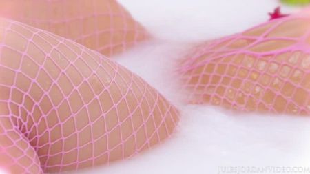 Связанные Голые Девушки С Раздвинутыми Ногами