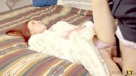 Видео Огромные Сиськи Животы И Жопы