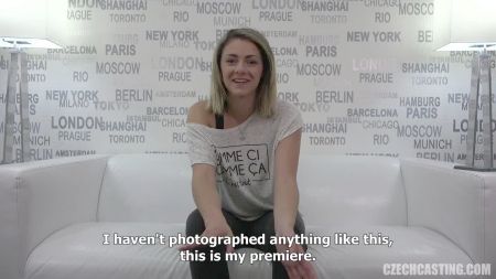 Видео Парни Пьют С Пизды Сперму У Девушек