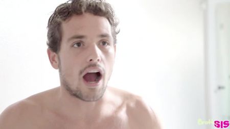 Видео Сун Подсматривает За Мамой И Дрочит