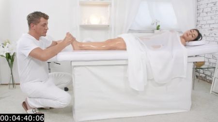 Два Биссексуала Лижут Одной Смотреть Видео