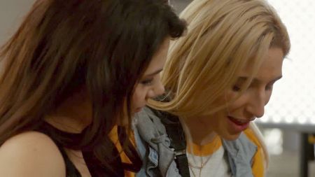 Сосет Член У Мудака