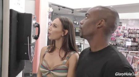 Молоденъкий Сын И Зрелая Сочная Мама С Волосадой Киской