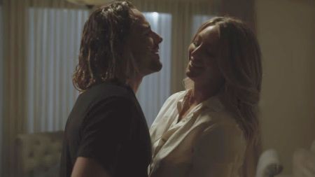 Рассказывает Об Измене Вижео