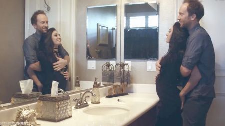 Старая И Молодая На Кокобум