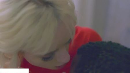 Жена Захотела Большого Петуха Вмести Смужем Познакомились С Красивым Трансом Видио