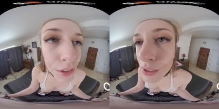 Го Пожилая Бабушка Сосет Молоко У Внучке Титьку