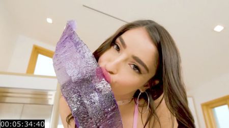 Очень Старая Женщина Раздевается И Дает Пизду