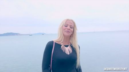 Пожилая Женщина Соблазняет Парня На Секс