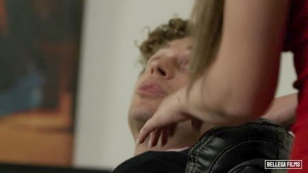 Голые Женщины С Большими Сосками