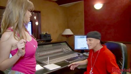 Ч Мачихой С Большим Сосками