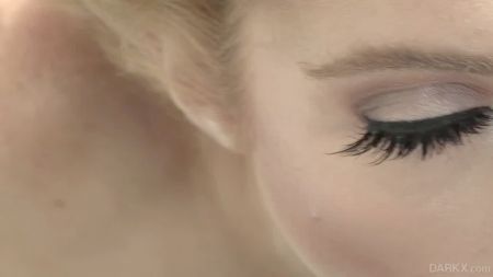 Секс Женщина Писает В Рот Мужиками