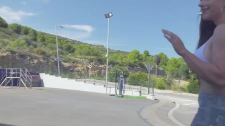 Мой Парень Трахает Мою Маму В Попу